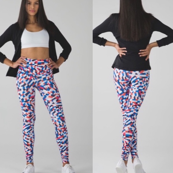 Lululemon high rise capoeira Wunder Under legging - Picture 7 of 7